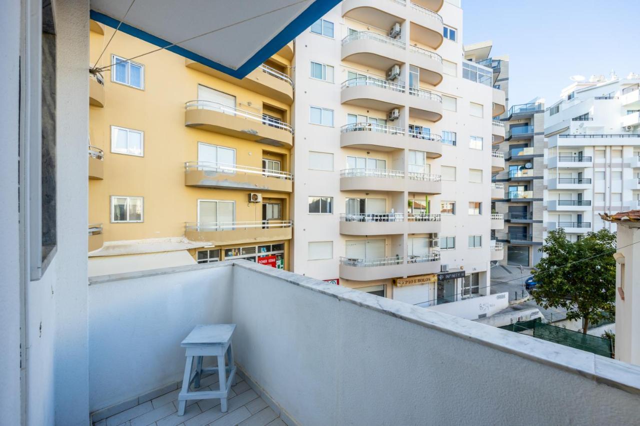 Bar And Apartment